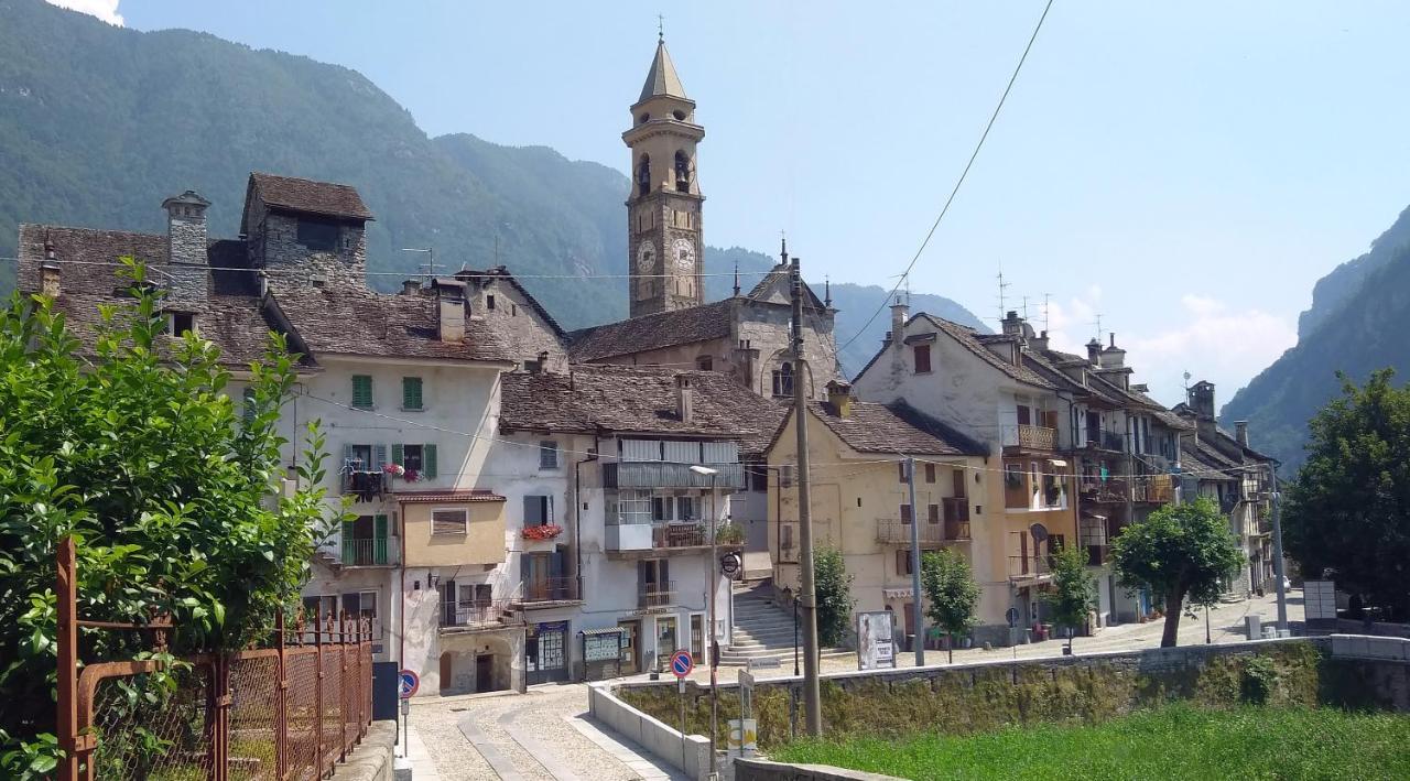 B&B Chalet Il Picchio Varzo Kültér fotó